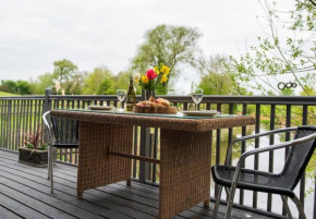 Lily pad Lodge